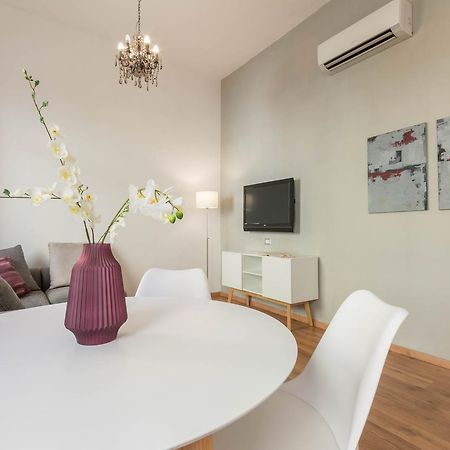 Helmi34 - Appartamento Dotato Di Tutti I Comfort Nel Centro Di Cagliari Bagian luar foto
