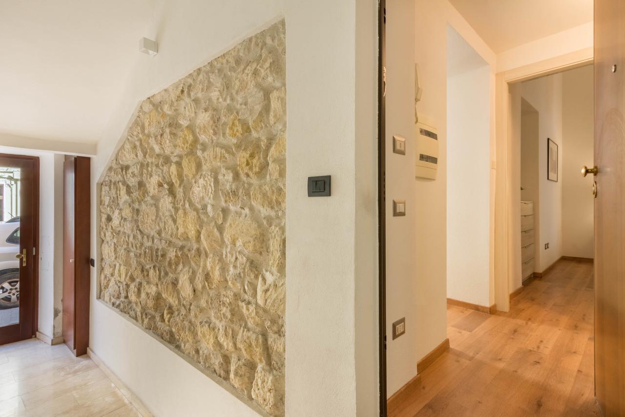 Helmi34 - Appartamento Dotato Di Tutti I Comfort Nel Centro Di Cagliari Bagian luar foto