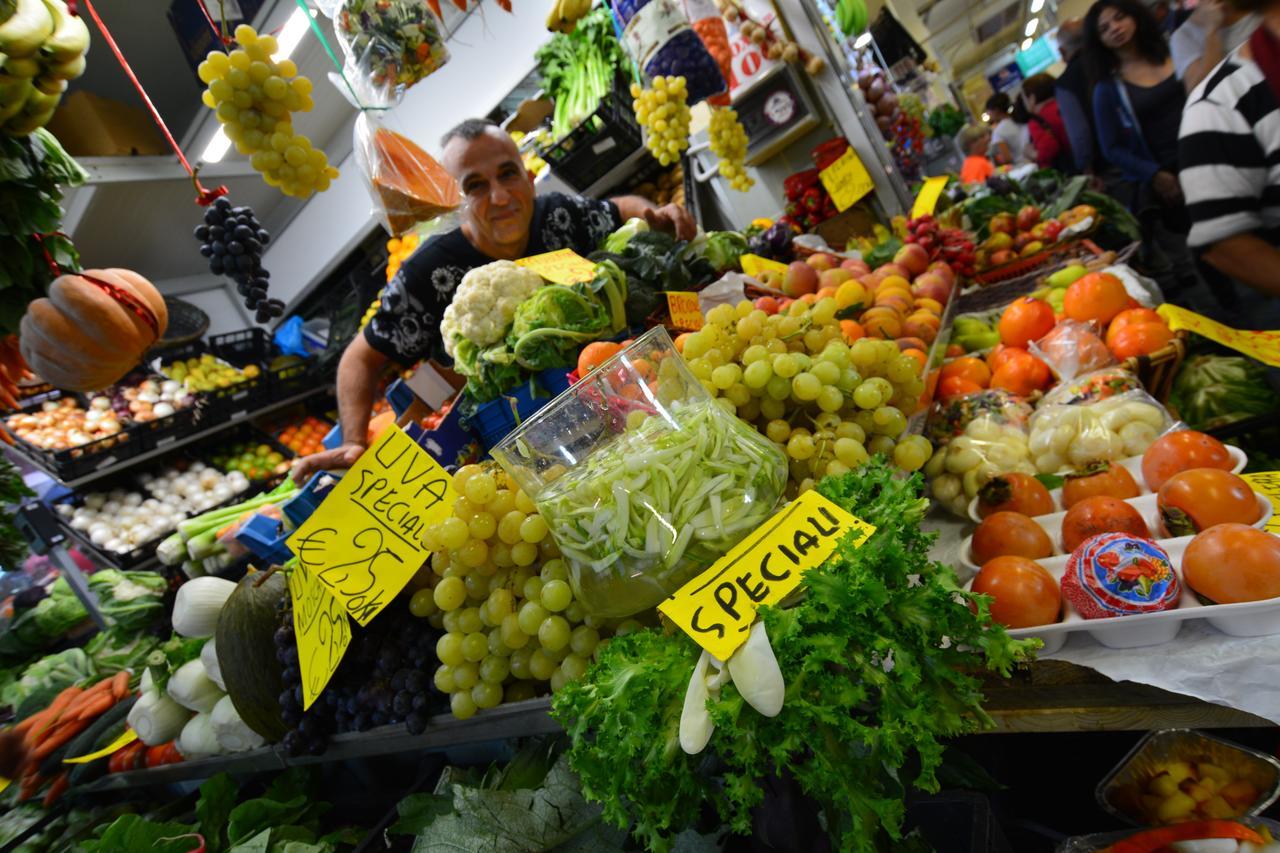 Helmi34 - Appartamento Dotato Di Tutti I Comfort Nel Centro Di Cagliari Bagian luar foto